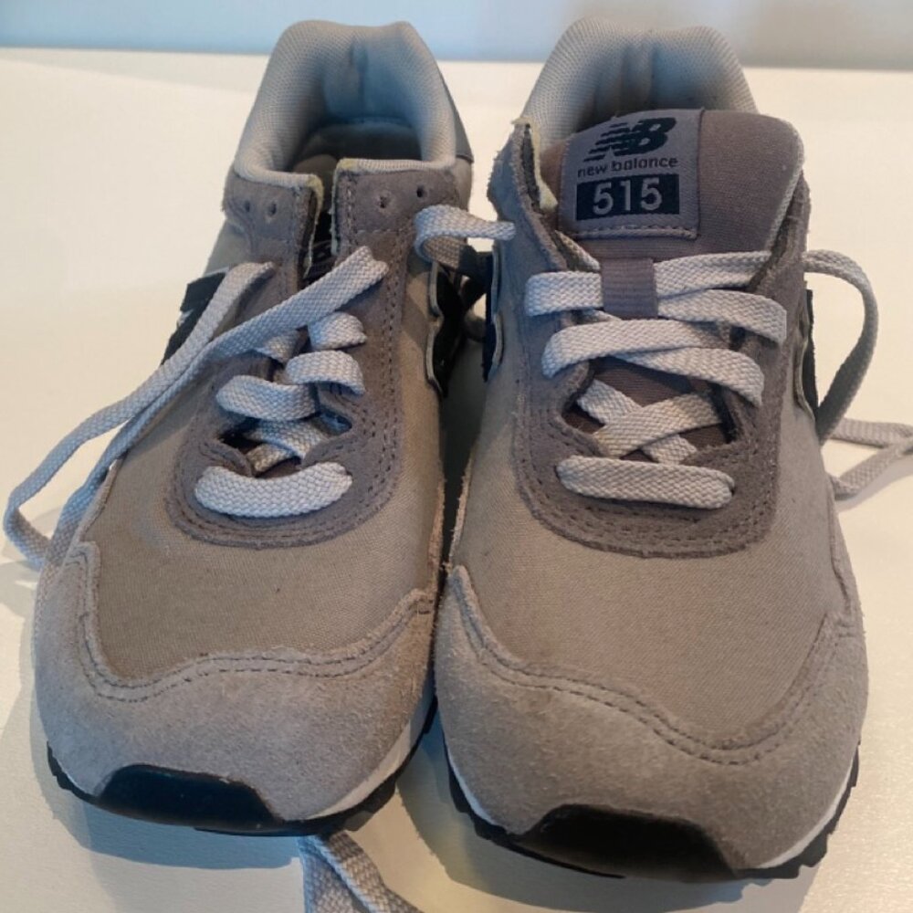 NEW BALANCE KIDS 515 V1 JOGGER SIZE  1.5Y LIKE NEW CONDITION